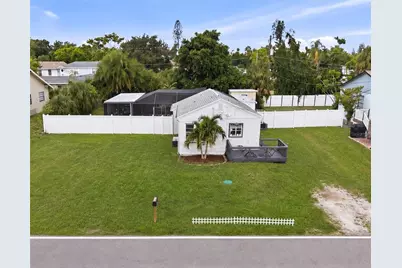 4512 86th Street W, Bradenton, FL 34210 - Photo 1