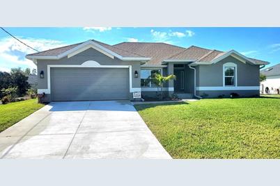 61 Mariner Lane, Rotonda West, FL 33947 - Photo 1