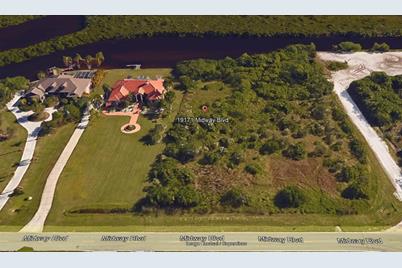 19171 Midway Blvd, Port Charlotte, FL 33948 - Photo 1