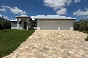 13654 Allamanda Cir, Port Charlotte, FL 33981 - Photo 1