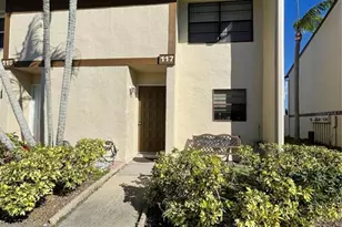 9209 Seminole Blvd, Seminole, FL 33772 - Photo 1