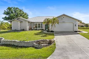 18882 Ayrshire Cir, Port Charlotte, FL 33948 - Photo 1