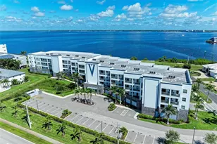 1425 Park Beach Cir, Punta Gorda, FL 33950 - Photo 1