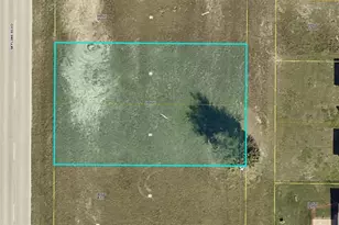 1307 Skyline Blvd, Cape Coral, FL 33991 - Photo 1