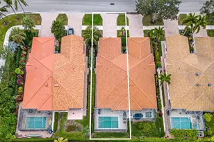 5508 Islandwalk Cir, Naples, FL 34119 - Photo 1