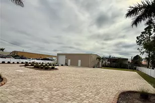 121 E McKenzie St, Punta Gorda, FL 33950 - Photo 1