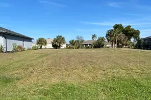 25252 Alcazar Dr, Punta Gorda, FL 33955 - Photo 1