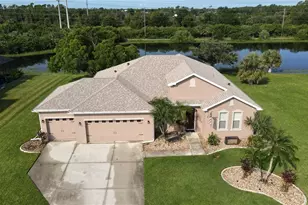 12759 SW Pembroke Cir S, Lake Suzy, FL 34269 - Photo 1