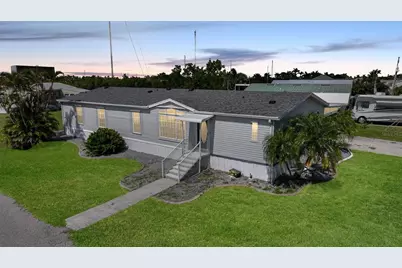 605 Tahiti Court, Punta Gorda, FL 33950 - Photo 1