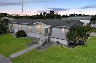 605 Tahiti Ct, Punta Gorda, FL 33950 - Photo 1