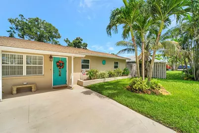 460 Pelican Road, Venice, FL 34293 - Photo 1