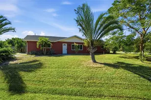 801 McMahon Ave NW, Port Charlotte, FL 33948 - Photo 1