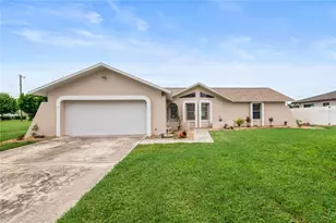 1232 SE 21st Pl, Cape Coral, FL 33990 - Photo 1