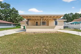 1525 N Lake Howard Dr, Winter Haven, FL 33881 - Photo 1