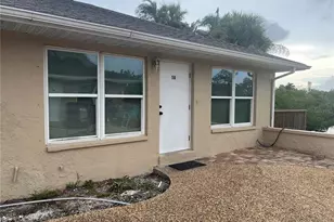 5 Manor Ct, Englewood, FL 34223 - Photo 1