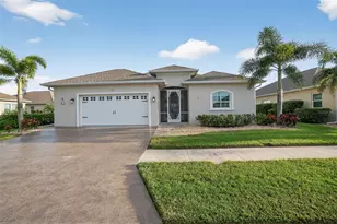 559 Box Elder Ct, Englewood, FL 34223 - Photo 1