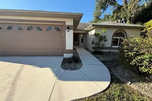 109 Kings Dr, Rotonda West, FL 33947 - Photo 1