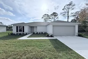 8 Renshaw Pl, Palm Coast, FL 32164 - Photo 1