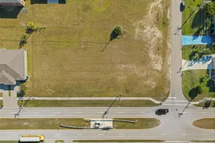 1414 SW Trafalgar Pkwy, Cape Coral, FL 33991 - Photo 1