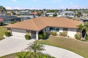 122 Colonial St SE, Port Charlotte, FL 33952 - Photo 1