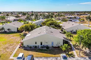 1518 SW Courtyards Ln, Cape Coral, FL 33914 - Photo 1