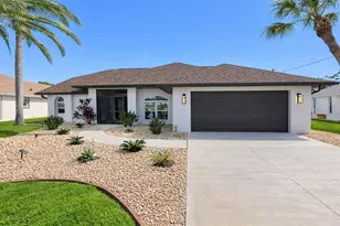 46 Sportsman Ct, Rotonda West, FL 33947 - Photo 1