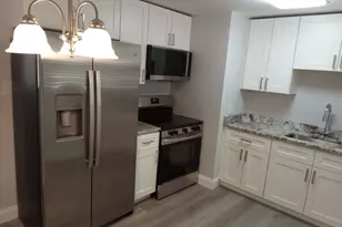 426 E Virginia Ave, Punta Gorda, FL 33950 - Photo 1