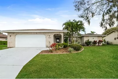 8419 Brandeis Circle E, Sarasota, FL 34243 - Photo 1