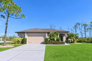 2 Stern Pl, Placida, FL 33946 - Photo 1