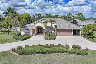 176 Medalist Rd, Rotonda West, FL 33947 - Photo 1