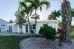 927 W Olympia Ave, Punta Gorda, FL 33950 - Photo 1
