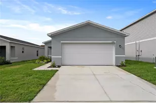 2077 Golden Beak Dr, Eagle Lake, FL 33839 - Photo 1