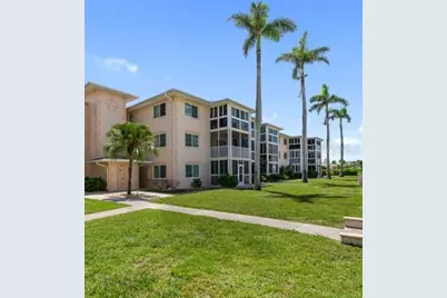 200 The Esplanade N #B10, Venice, FL 34285 - Photo 1