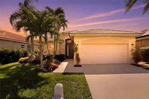 11198 Lakeland Cir, Fort Myers, FL 33913 - Photo 1