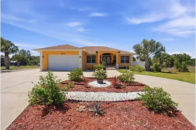18319 Arapahoe Circle, Port Charlotte, FL 33948 - Photo 1