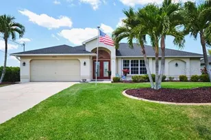 844 NE 6th Ave, Cape Coral, FL 33909 - Photo 1