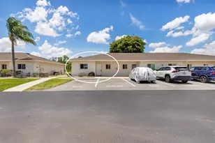 12538 SW Kingsway Cir, Lake Suzy, FL 34269 - Photo 1
