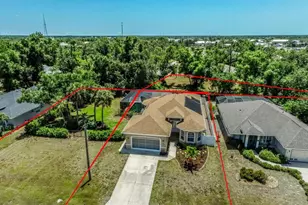 139 Crevalle Rd, Rotonda West, FL 33947 - Photo 1