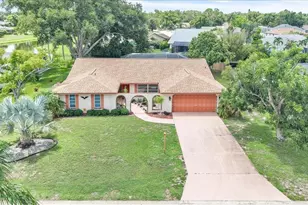 5012 Palm Aire Dr, Sarasota, FL 34243 - Photo 1