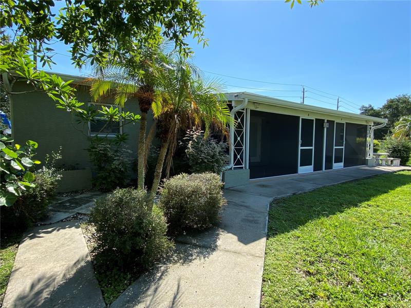 394 N Spring Lake Blvd NW B, Port Charlotte, FL 33952 MLS D6126907