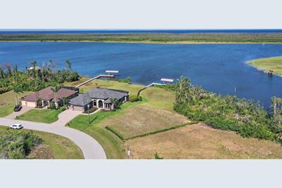 9670 Shelburne Circle, Port Charlotte, FL 33981 - Photo 1