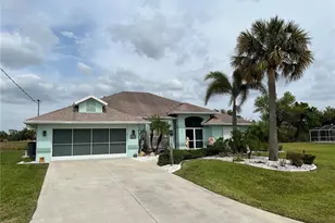 108 Fairway Rd, Rotonda West, FL 33947 - Photo 1