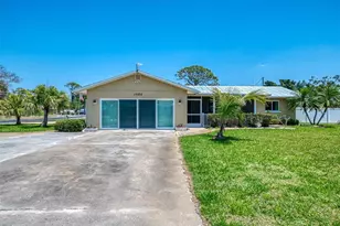 1585 Poinciana Rd, Venice, FL 34293 - Photo 1