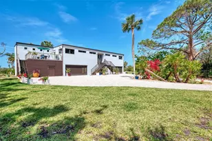 760 S Oxford Dr, Englewood, FL 34223 - Photo 1