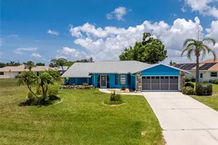 23 Bunker Cir, Rotonda West, FL 33947 - Photo 1