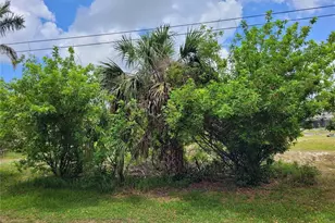 9484 Applin Cir, Port Charlotte, FL 33981 - Photo 1