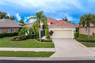 680 Lakescene Dr, Venice, FL 34293 - Photo 1