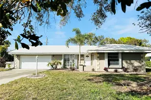 237 Matisse Cir N, Nokomis, FL 34275 - Photo 1