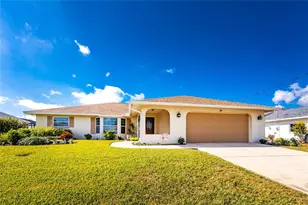 14 Bunker Ct, Rotonda West, FL 33947 - Photo 1