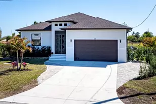 151 Lime Tree Park, Rotonda West, FL 33947 - Photo 1